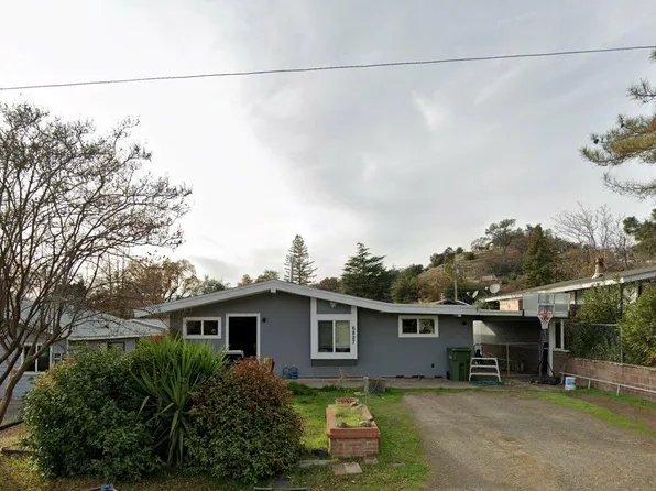 6827 Crump Ave, Nice, CA 95464