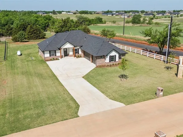 9201 Regado Ct, Guthrie, OK 73044