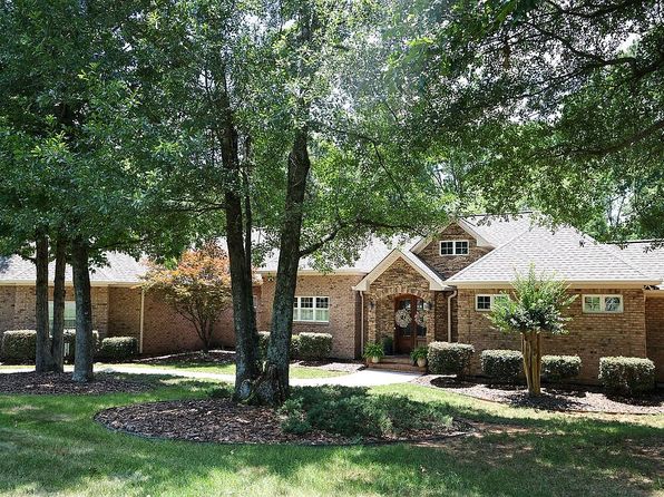 5859 Weddington Rd