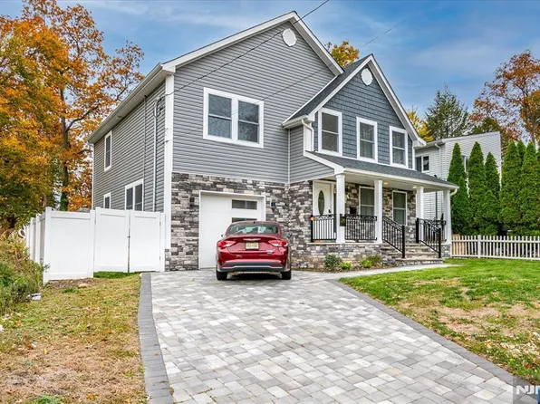 174 Manhattan Ave, Teaneck, NJ 07666