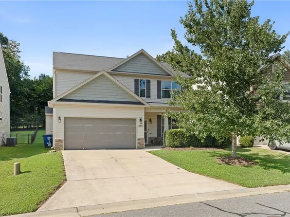 3857 Crestwell Cove Ct, Winston Salem, NC 27103