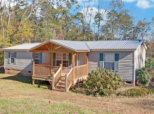 1504 Chandlers Ferry Rd, Hartwell, GA 30643