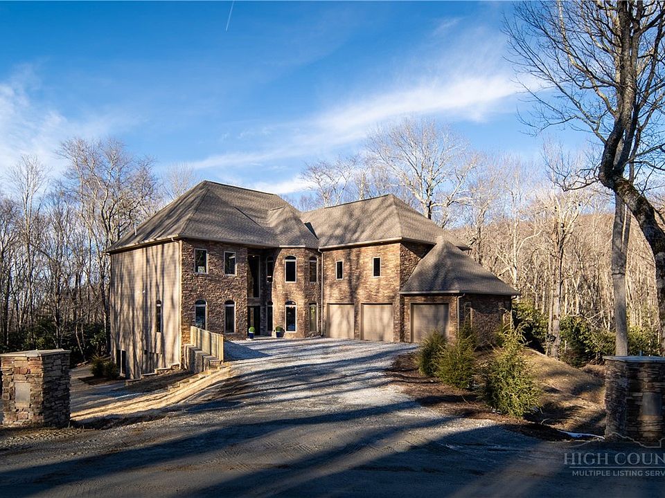 1st image of 216 Greenbriar Road