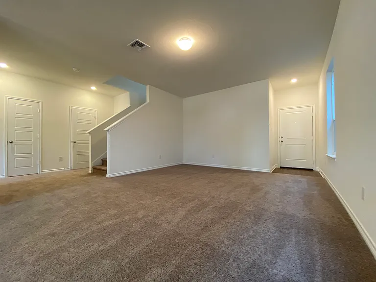 10643 W Military Dr #7 — Photo 9