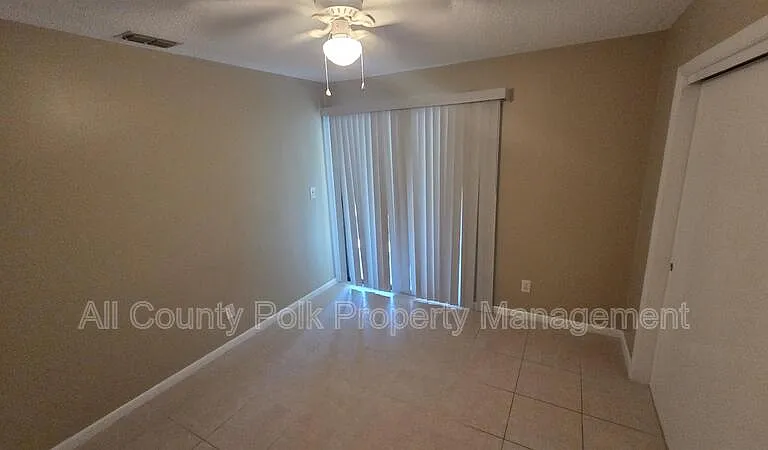 4917 Malibu Ct — Photo 8