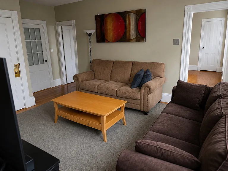 356 Dorchester St — Photo 4