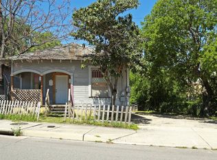 107 Pleasanton Rd, San Antonio, TX 78214