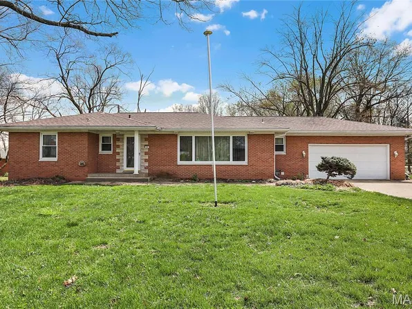 50 Will Vina Dr, Collinsville, IL 62234