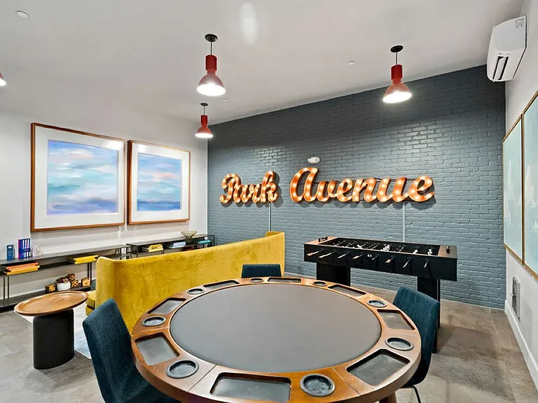 Game Lounge