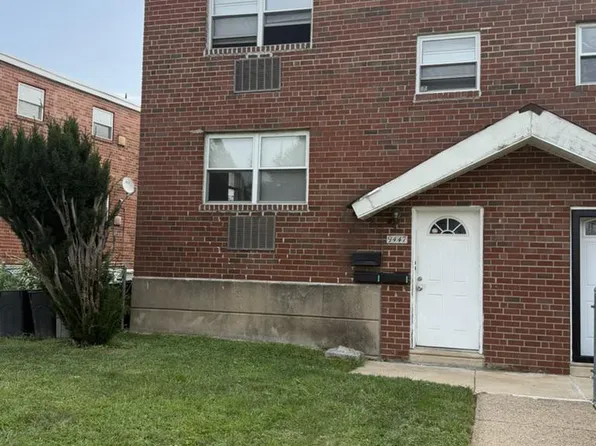 9447 Lansford St, Philadelphia, PA 19114
