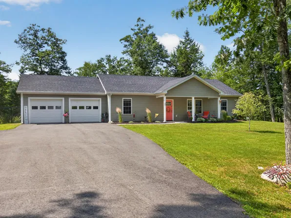 520 Bog Road, Hermon, ME 04401
