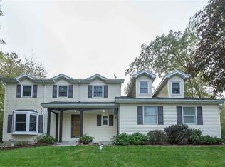 50636 Geranium Ct, Granger, IN 46530