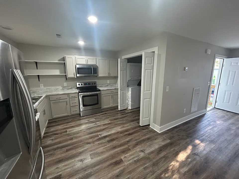 20 Proctor Dr