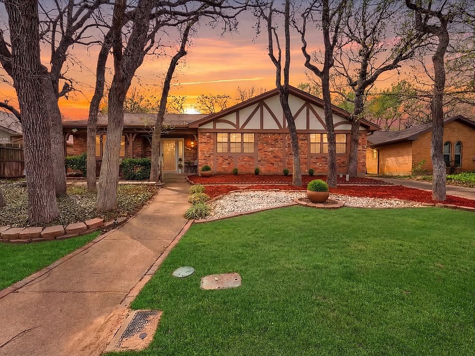 1st image of 5808 Ridge Dr