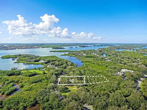 2nd image of 90 Stingaree Point