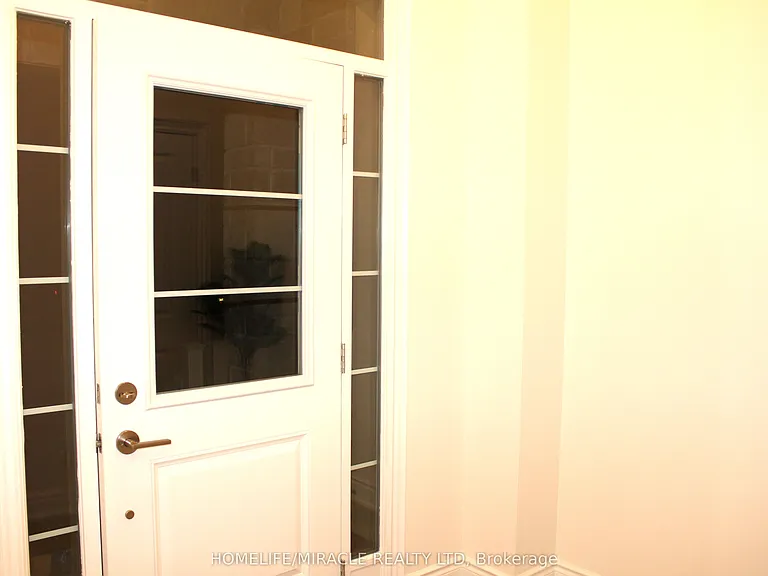 94 Bermondsey Way — Photo 24