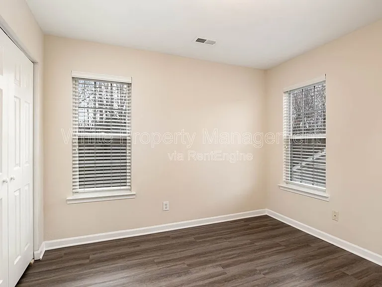 17304 Commons Crossing Dr — Photo 13