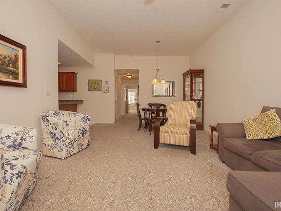 4th image of 3031 Gardenia Dr