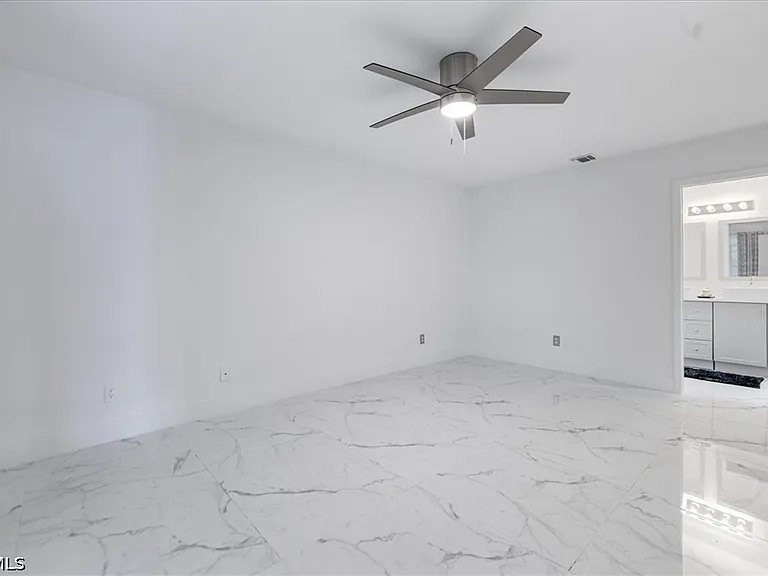 1212 SE 6th Ter #83 — Photo 18