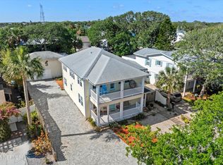 225 Lora St, Neptune Beach, FL 32266