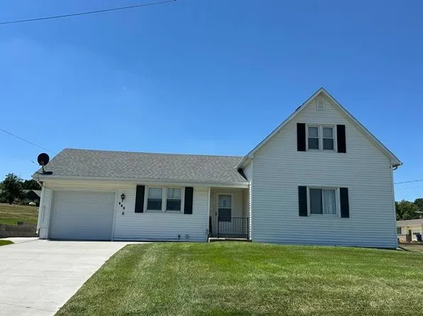 126 N 6th St, Howells, NE 68641