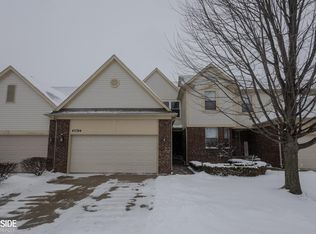 45744 Limerick Dr, Macomb, MI
