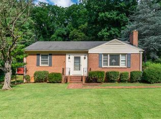 822 N Coalter St, Staunton, VA 24401