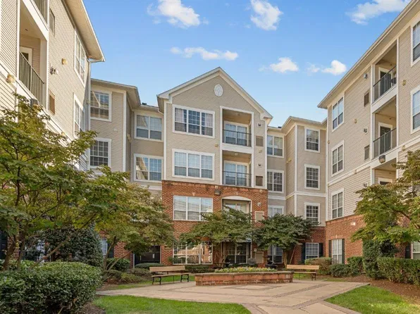 4862 Eisenhower Ave, Alexandria, VA