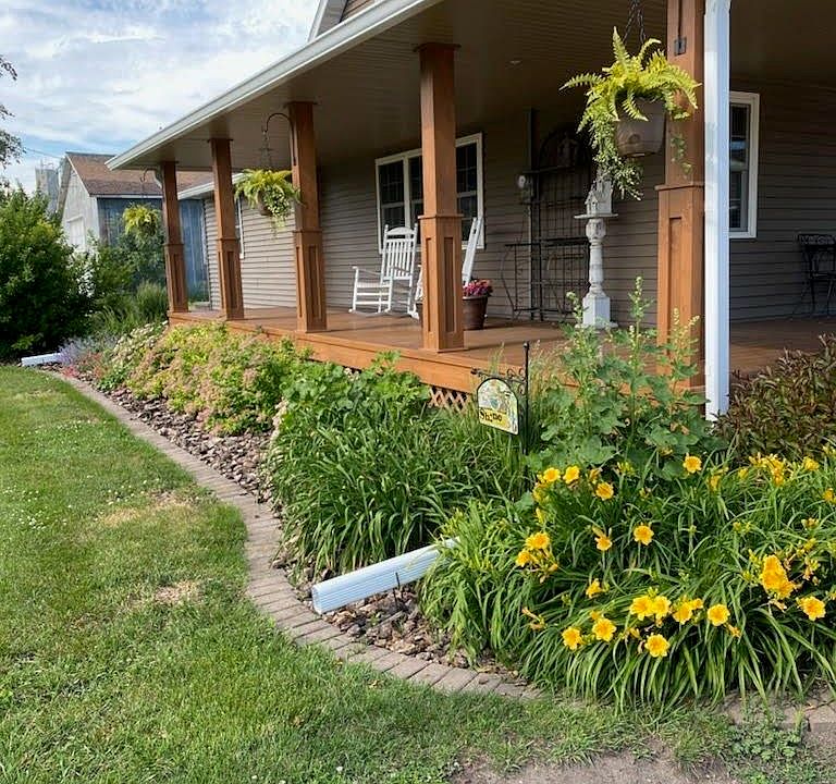 706 2nd Ave SE, West Bend, IA 50597 Zillow