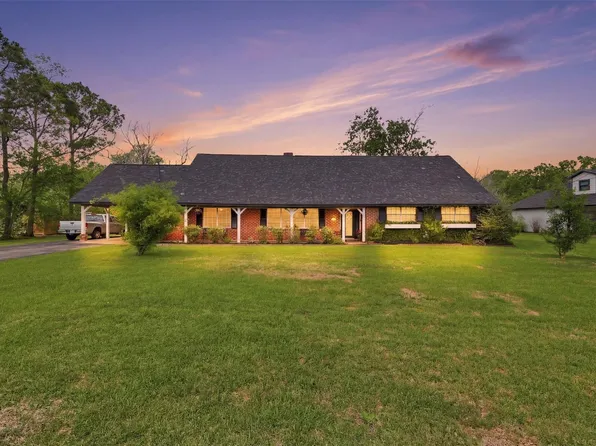 401 Clearview Ave, Friendswood, TX 77546