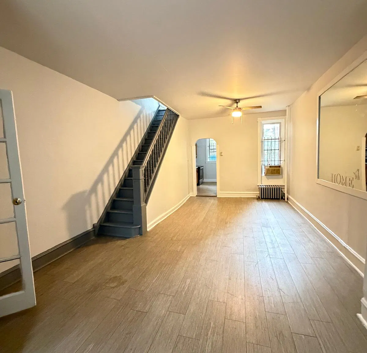 3 bed, 1000 sqft, $1,500 — Photo 3