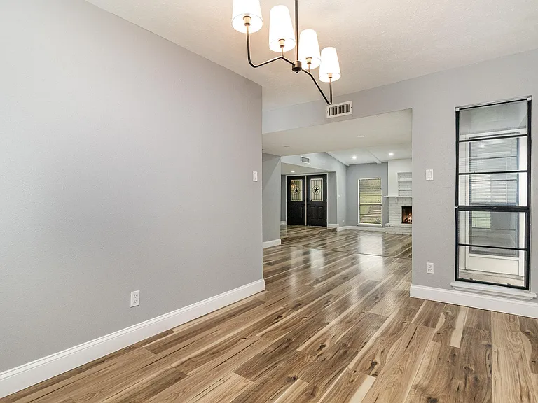 4716 Roberts Dr — Photo 12