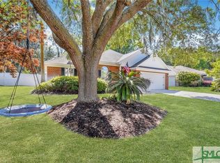 160 Druid Cir, Savannah, GA 31410