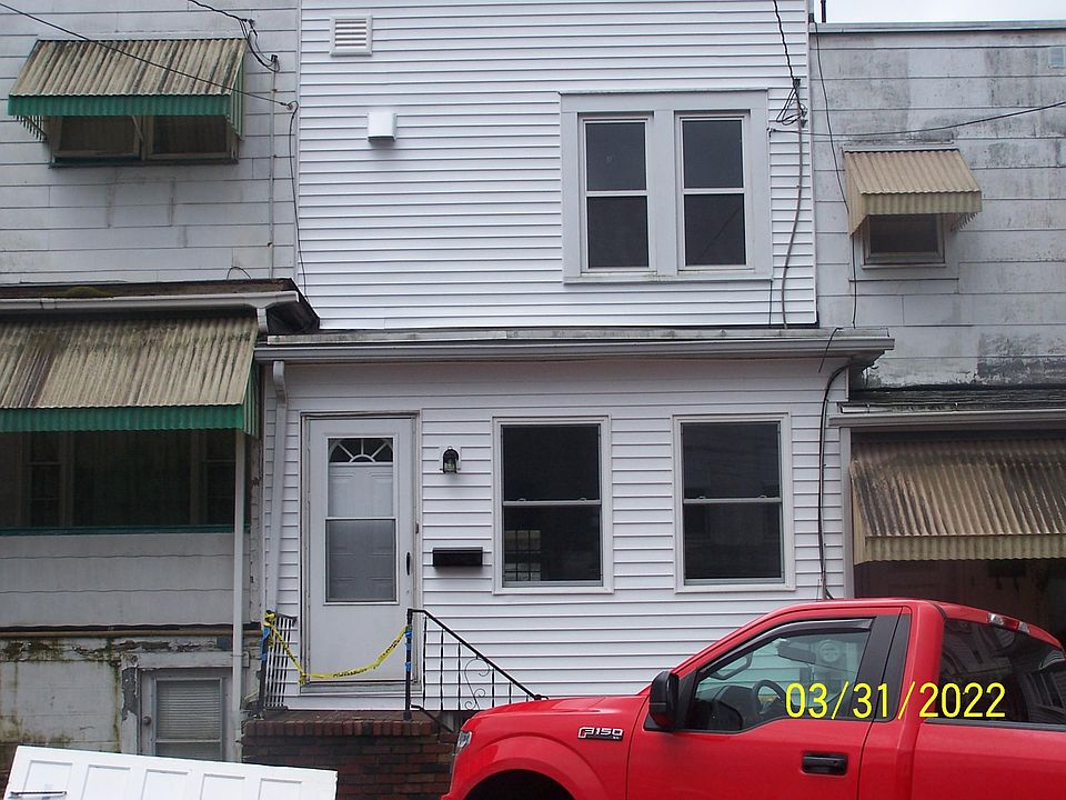 FRONT VIEW FROM STREET