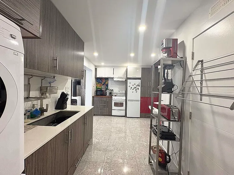 609 Lidster Pl — Photo 8