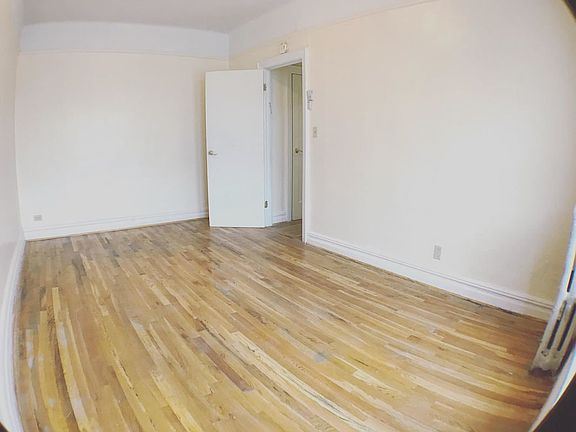 4th image of 437 Kingston Ave APT D1
