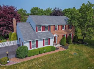 5026 Spruce St N, Schnecksville, PA 18078