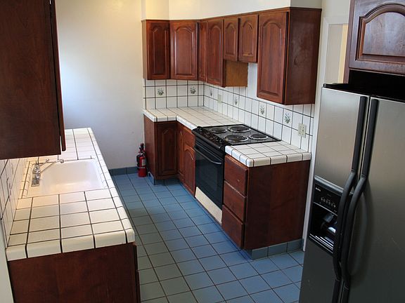5th image of 2320 31st Ave