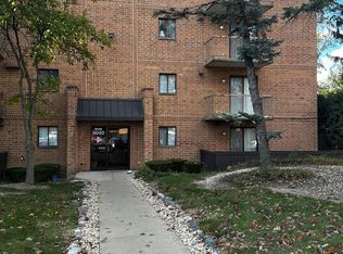 6020 Lake Bluff Dr UNIT 201, Tinley Park, IL 60477