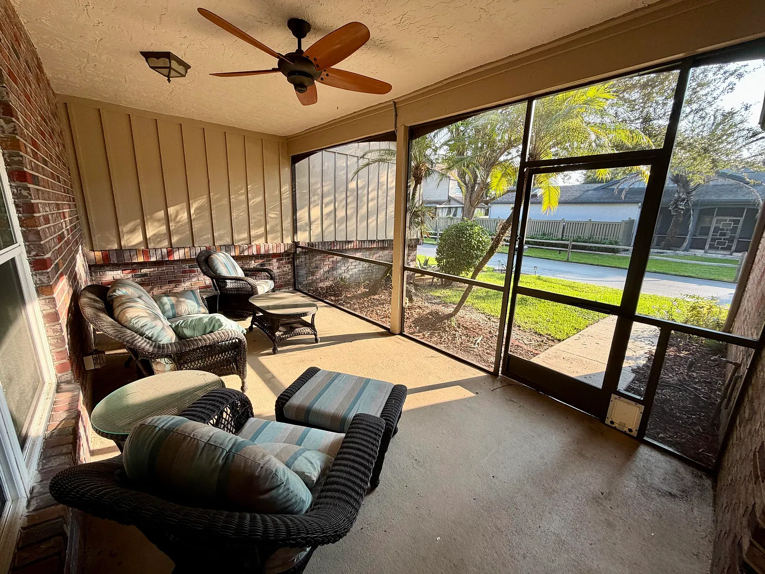 2 bed, 2.0 bath, 1408 sqft, $3,650 — Photo 3