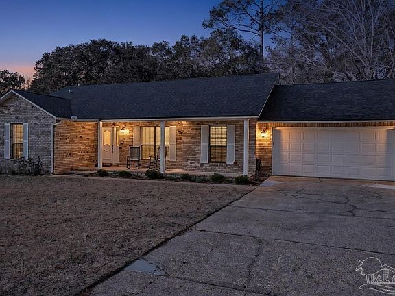 3rd image of 5121 Rowe Trl