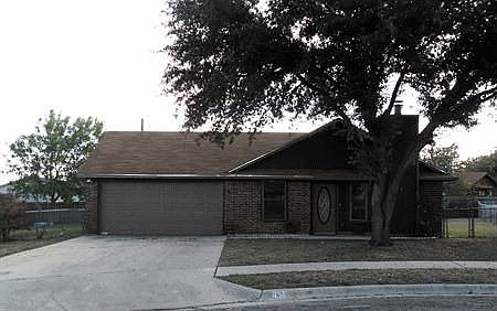 1st image of 2604 Tracey Cir