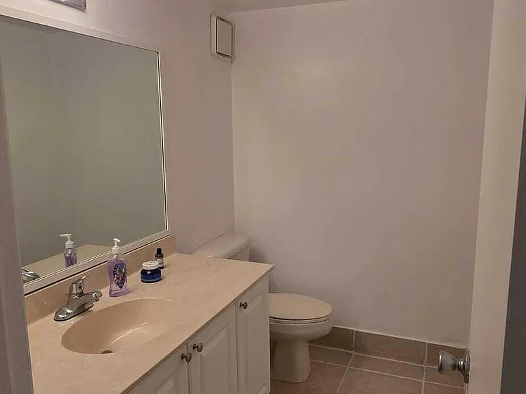 711 N Pine Island Rd #210 — Photo 1