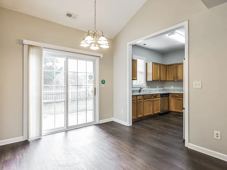 2716 Lead Crystal Ct — Photo 4