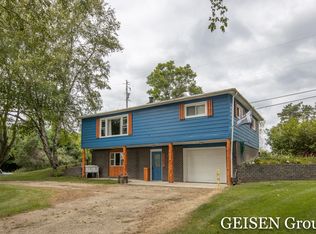 9490 Peck Rd, Greenville, MI 48838