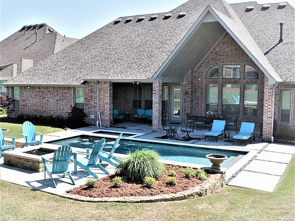 2nd image of 510 Life Spring Dr