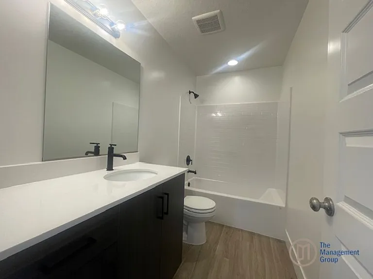 4179 E Elrond Ln — Photo 12
