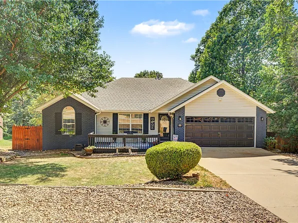 65 Granshire Dr, Bella Vista, AR 72714