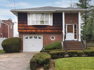 38 Murdock Rd, East Rockaway, NY 11518