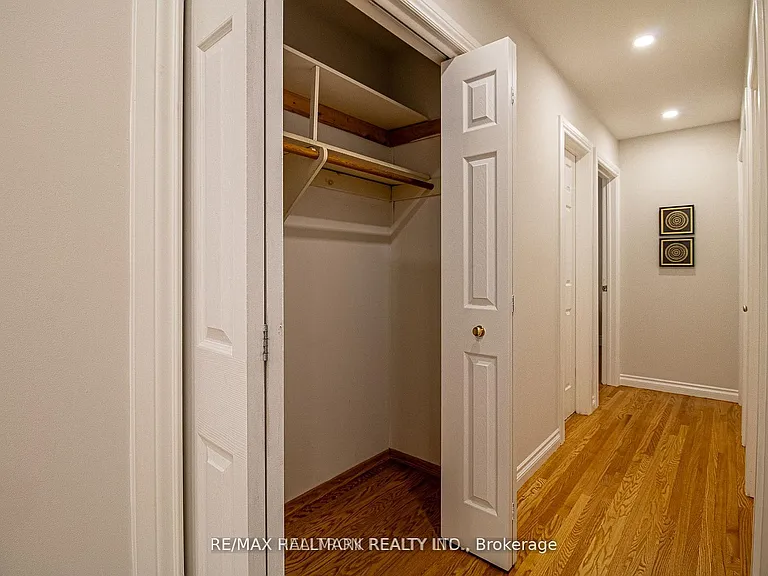 978 Wildwood Dr — Photo 11